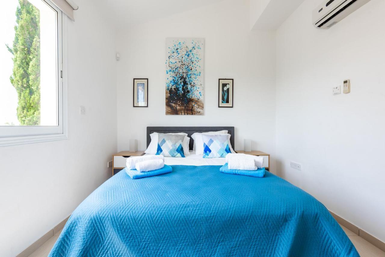 Villa Alysia By Ezoria Villas Coral Bay Bagian luar foto